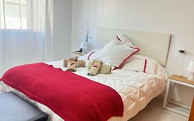 Tiburón Suite